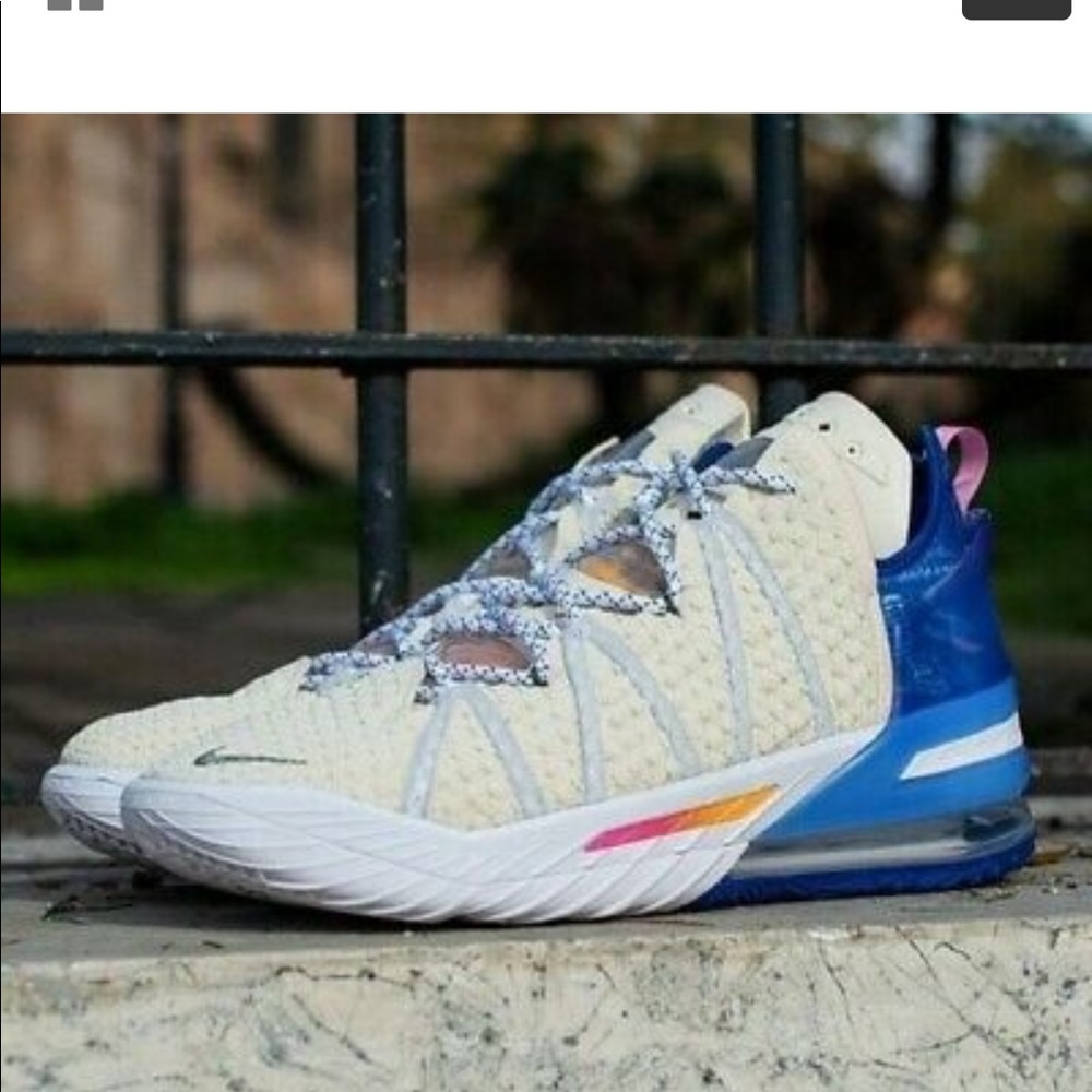 LeBron XV111